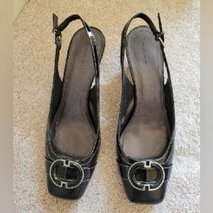 Black Tahari Buckle Heel Sz9